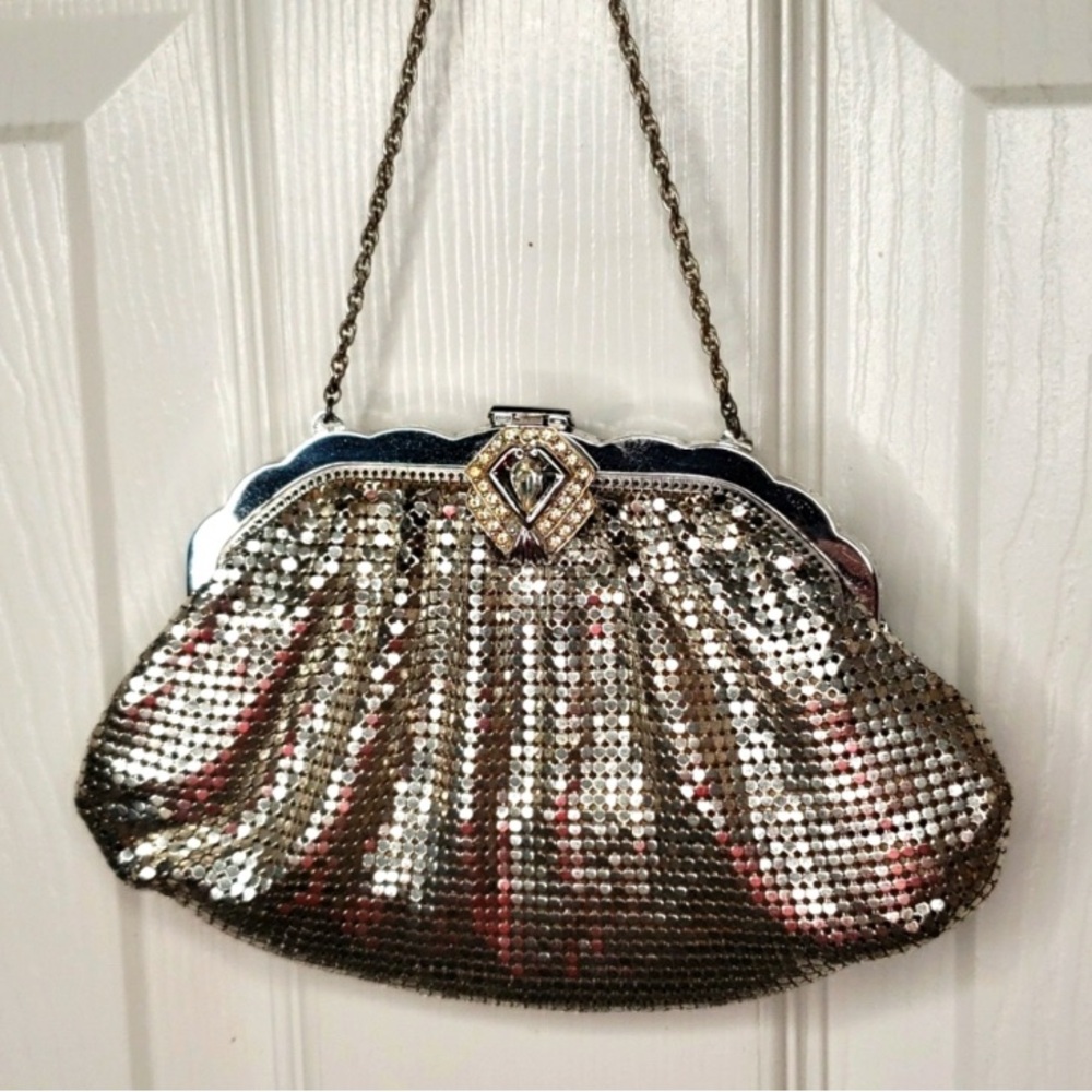 Excellent Condition! Vintage WHITING & DAVIS 1920’s - 30’s Metallic Silver Bag